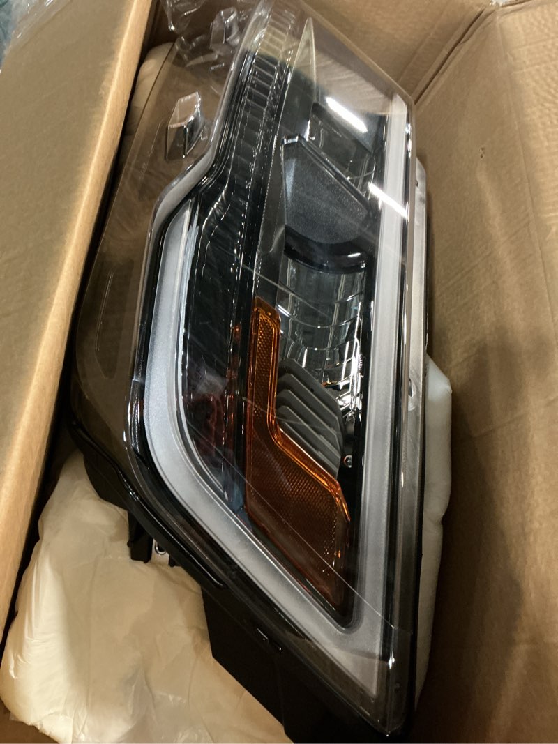 Condition photo showing Good Condition for tusdar headlights assembly for 2016-2019 ford explorer sport lh w/ bulbs