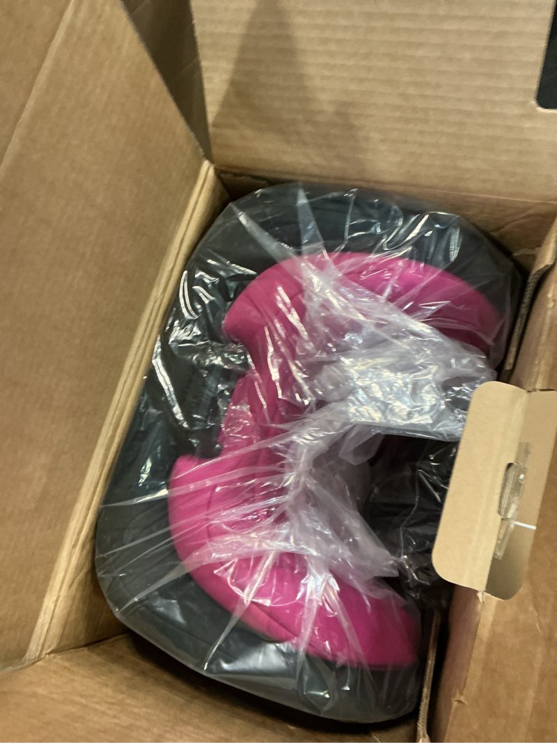Condition photo showing New/Like New for Britax Poplar Convertible Car Seat, 2-in-1 Car Seat with Slim 17-Inch Design, ClickTight Technology, Magenta Onyx Magenta Onyx Poplar