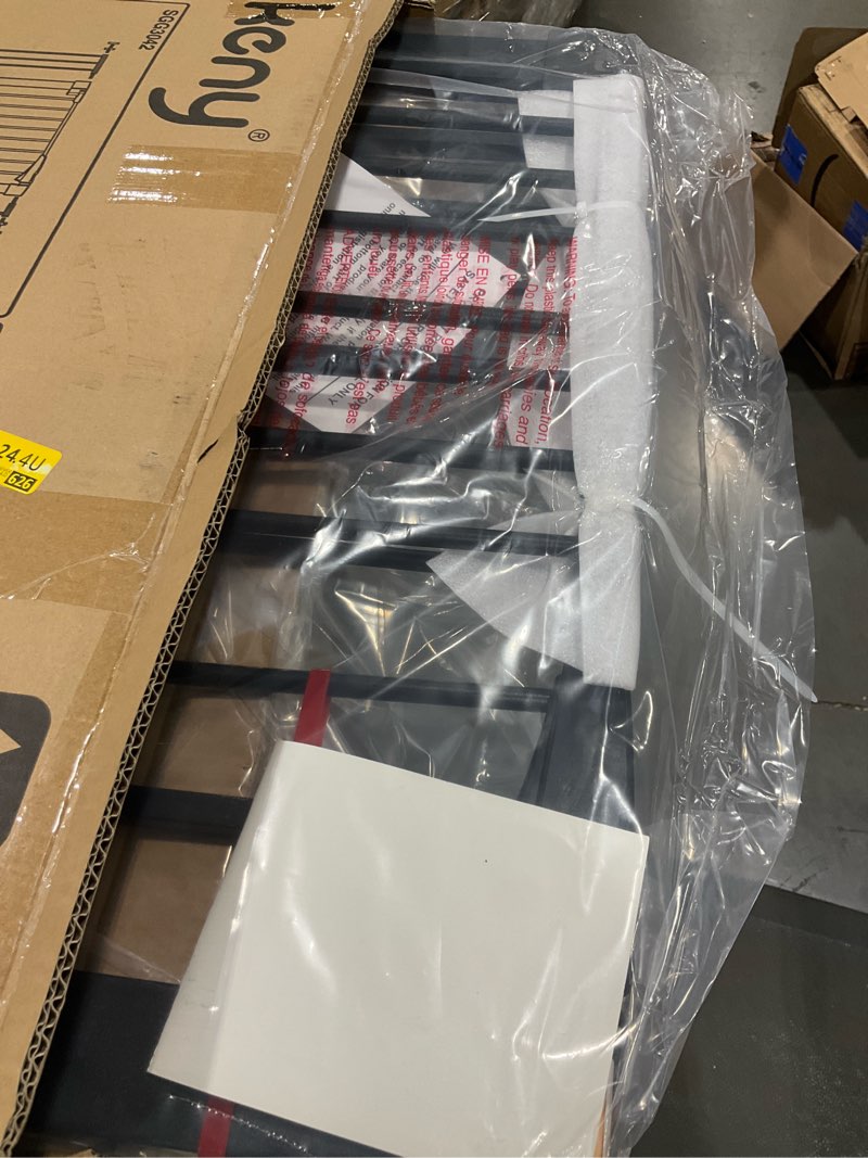 Condition photo showing Good Condition for keny 29.7"-46" Baby Gate for Stairs, Auto Close Dog Gates for Doorways, Pressured Mounted No Drilling Pet Gate Extra Wide, One-Hand Opening Dual Lock Stair Gate, Indoor Kids Necessities, Black Black 29.7-46"Wide,30"Tall