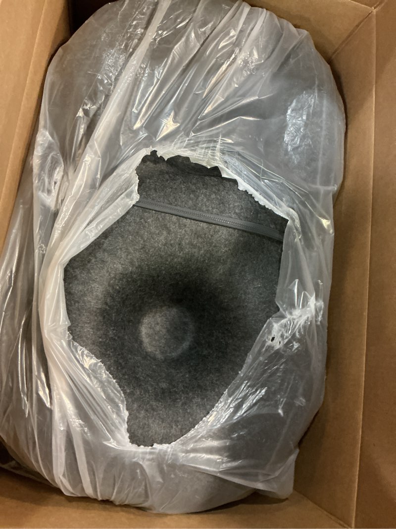 Condition photo showing Good Condition for 8-shaped large cat tunnel bed for indoor cats, infinite circulation peekaboo cat cave with 12 toy balls, cat donut tunnel for cats up to 30 pounds (dark grey, l 38x24x11in) dark grey l(38x24x11)