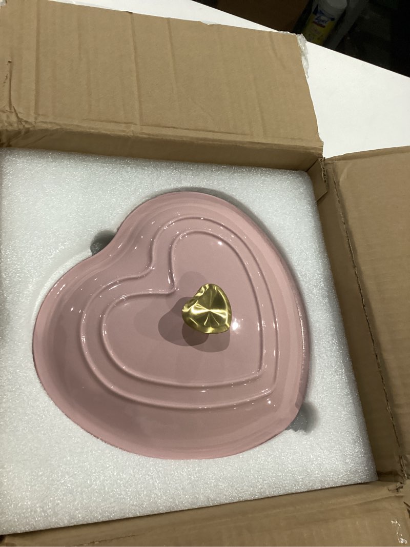 Condition photo showing Good Condition for Paris Hilton Enameled Cast Iron Dutch Oven Heart-Shaped Pot with Lid, Dual Handles, Works on All Stovetops, Oven Safe to 500°F, 4-Quart, Pink Pink 4-Quart