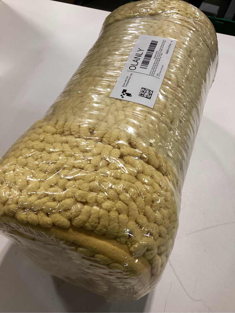 Condition photo showing New/Like New for OLANLY Dog Door Mat for Muddy Paws 70x24, Absorbs Moisture and Dirt, Absorbent Non-Slip Washable Doormat, Quick Dry Chenille Mud Mat for Dogs, Entry Indoor Entryway Carpet for Inside Floor, Yellow Yellow Solid 70" x 24"