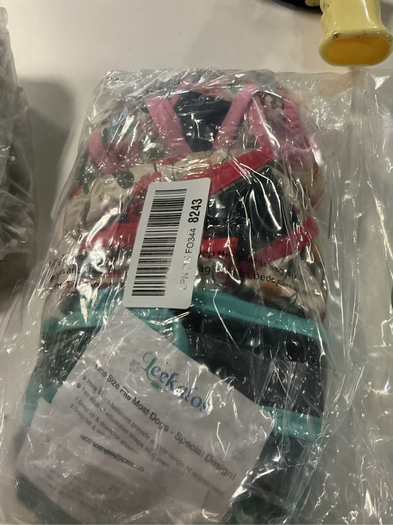 Condition photo showing Good Condition for Leekalos Reusable Washable Dog Diapers Female (3 Pack) - Highly Absorbent Doggie Diapers - Size Adjustable Puppy Diapers for Dog Period Panties (X-Large, Flora) X-Large (17.5"-27" Waist) Flora(Gray Lining)