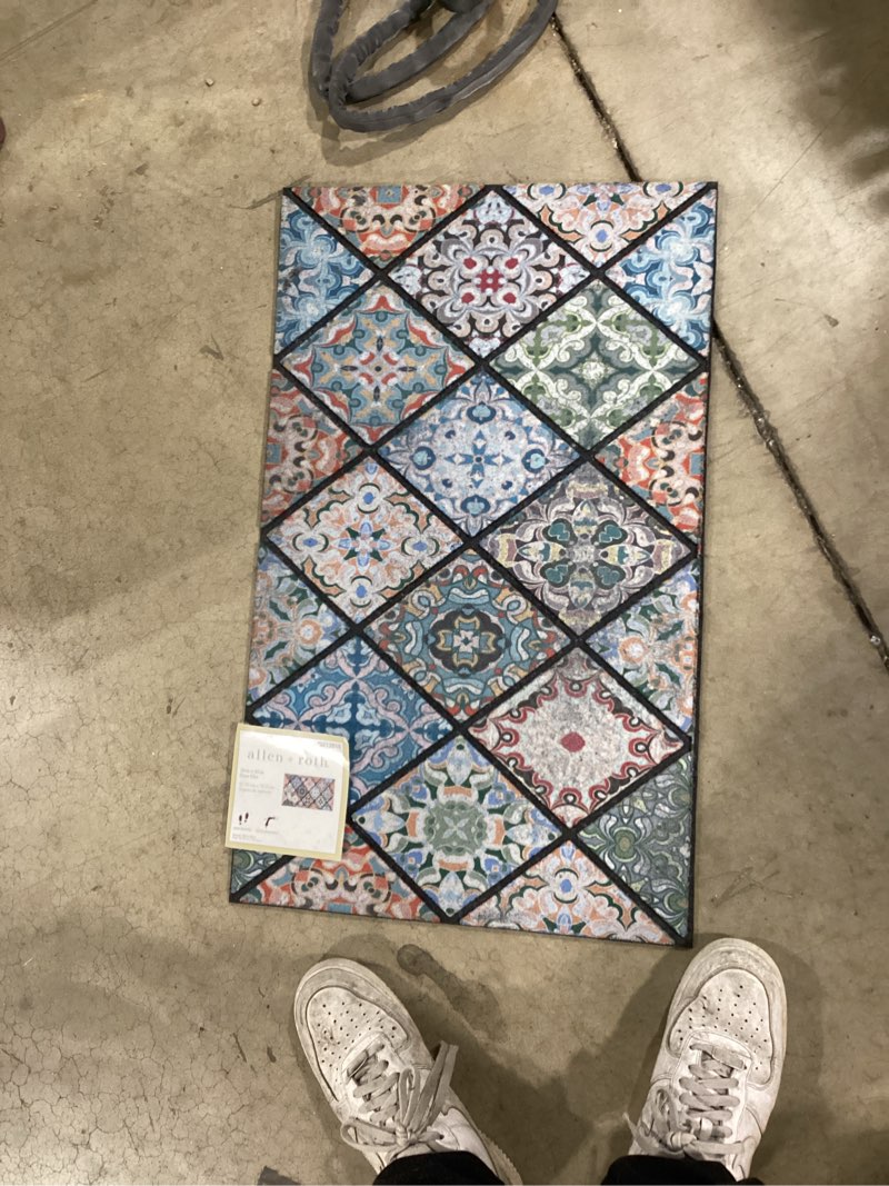Condition photo showing Good Condition for allen + roth 1-1/2-ft x 2-1/2-ft multiple colors/finishes polyester rectangular outdoor decorative door mat