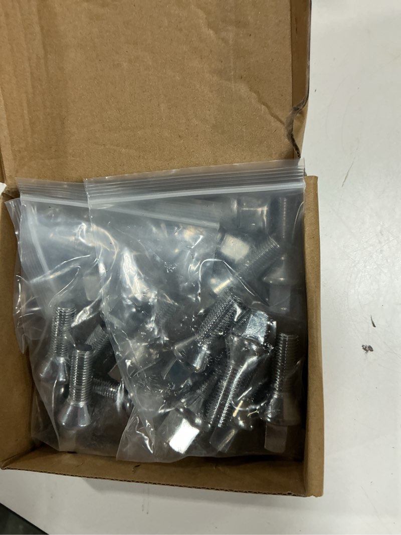 Condition photo showing Good Condition for gasupply 12x1.5 30mm shank lug bolts fit for bmw 128i 135i 318i 320i 325i 328i 335i m3 525i 528i 530i 535i m5 z3 z4 e36 e46 e60 e90 e92 e93, 20pcs wheel studs, 17mm hex, cone seat, not oem length 30mm shank silver