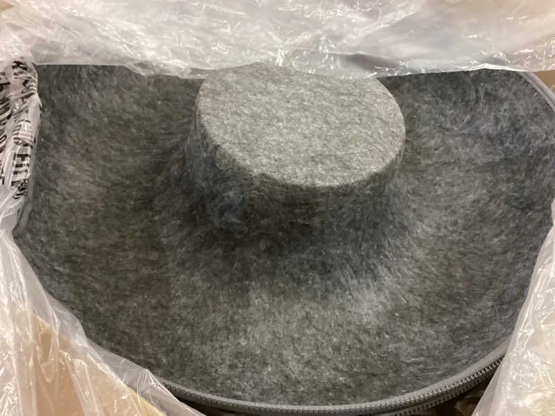 Condition photo showing New/Like New for CATTASAURUS Peekaboo Cat Cave for Multiple & Large Cats Up to 30-45 Lbs, Scratch Detachable & Washable Tunnel Bed, Comfy Donut Cat Cave (Dark Gray, Large) Dark Gray Large