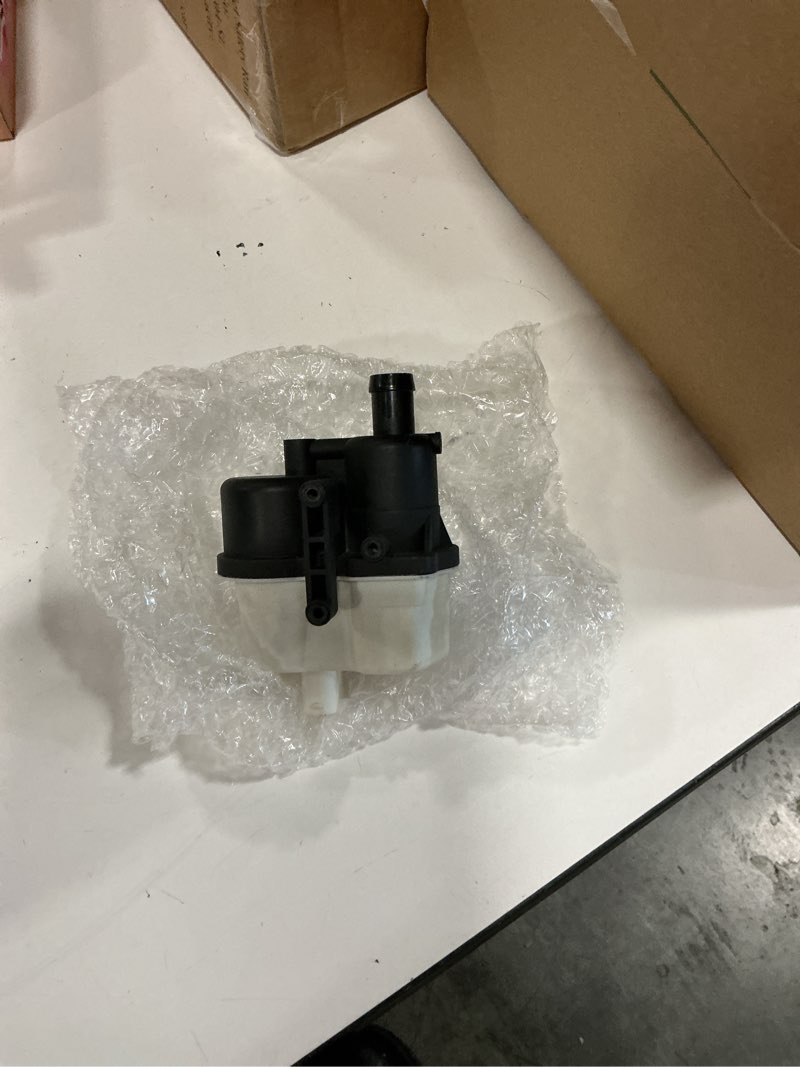 Condition photo showing New/Like New for evaporative emissions system leak detection pump for audi a3 a8 quattro a6 allroad a7 sportback q3 q5 q7 q8 rs3 s3 s6 sq7 sq8 tts quattro, vw arteon atlas golf r gti jetta passat taos