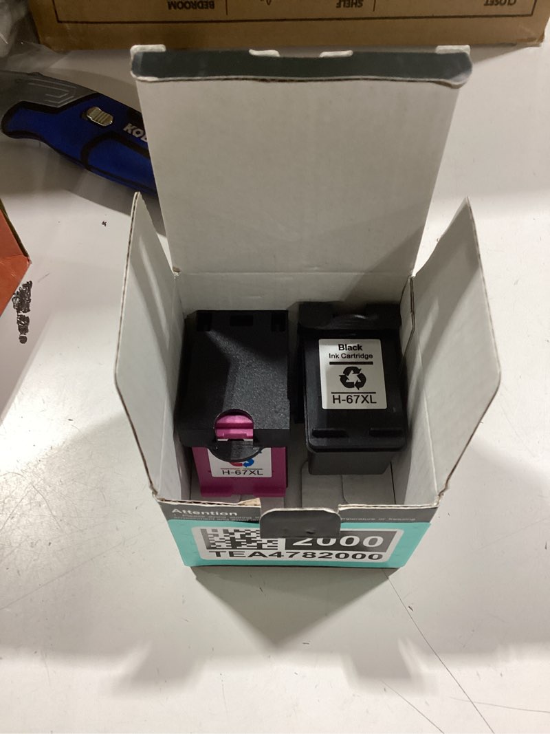 Condition photo showing Good Condition for 67 ink cartridges black color combo pack - deskjet 4100 2700 ink cartridges (1 black, 1 tri-color, 2 pack)