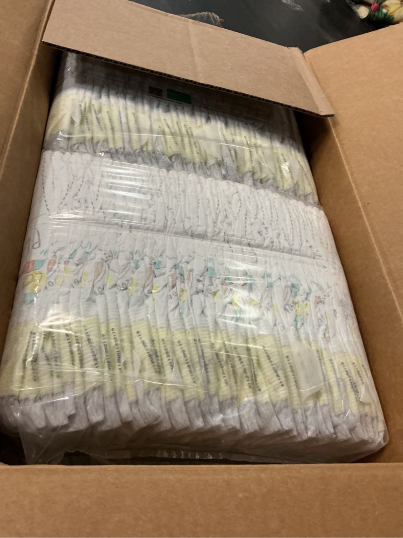 Condition photo showing New/Like New for pampers swaddlers diapers, size 5 (20-37 lbs), 132 count, absorbent, keeps baby dry and comfortable, skin safe disposable baby diaper (packaging may vary) size 5 132