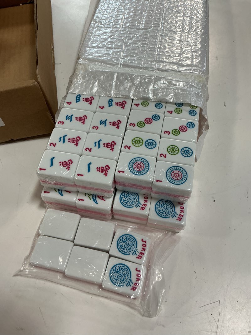 Condition photo showing New/Like New for 1.2”american mahjong tile set, 166 mahjong game set with pink color (tiles only, no racks and other accessories)