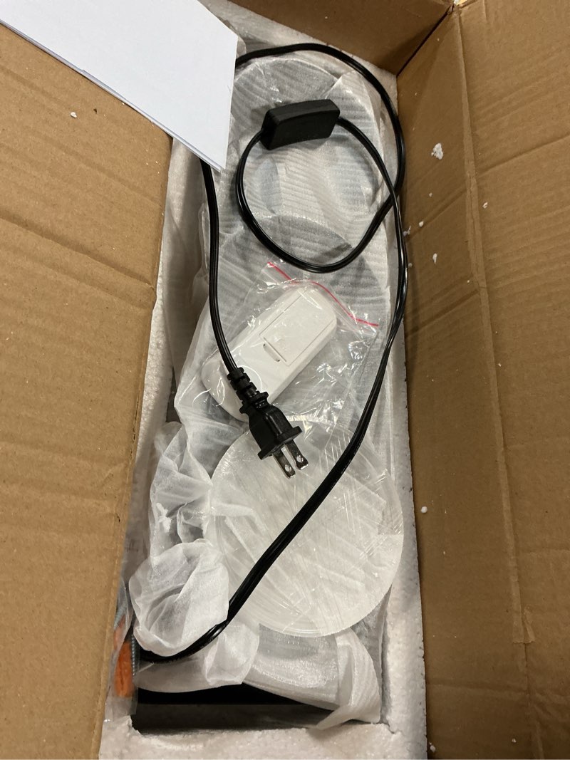 Condition photo showing As Is for yeesport Traffic Light Wall Lamp, Retro Traffic LED Light with Remote Controller, Kids Bedroom Stop Light, Room Decor Light, Vintage Fun Signal Light for Bedroom, Living Room, Club, Bar, Pub (1)