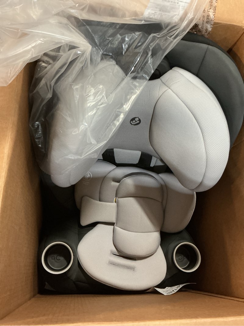 Condition photo showing Good Condition for maxi-cosi pria convertible car seat - blackened pearl