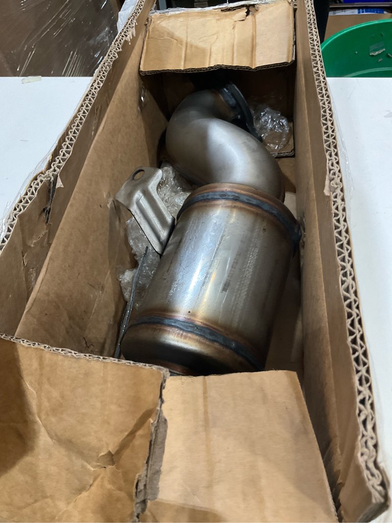 Condition photo showing Good Condition for catalytic converter fit for 2013-2017 cadillac ats,2014-2017 cadillac cts,2016-2017 chevy camaro 2.0l 2013-2017 cadillac ats cts/ camaro 2.0l