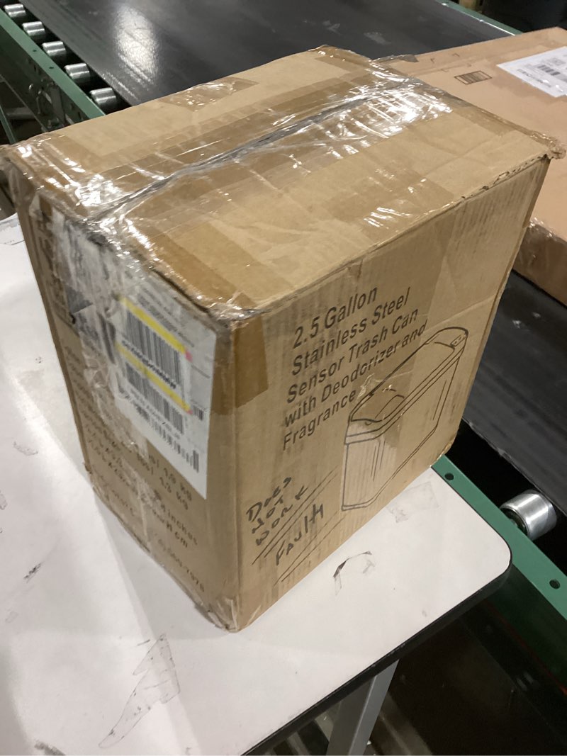 Condition photo showing Good Condition for iTouchless 10 Liter / 2.5 Gal Sensor Bathroom Trash Can with Lid and AbsorbX Odor Filter, Stainless 