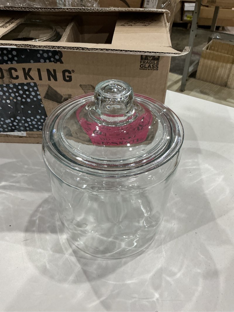 Condition photo showing Good Condition for anchor hocking heritage hill 1 gallon glass jar with lid, set of 2 1 gallon, set of 2