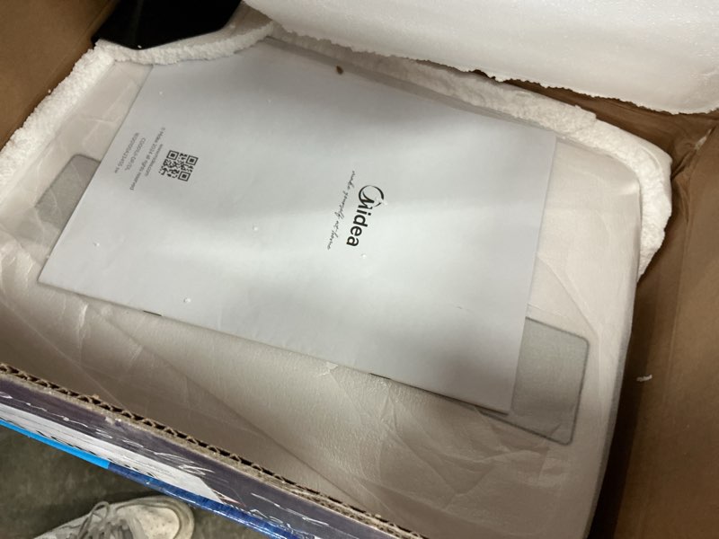 Condition photo showing Good Condition for midea 4,500 sq. ft. dehumidifier with pump included, 50 pint - ideal for basements, large & medium sized rooms, and bathrooms (white) 4,500 sq. ft. with pump - wifi