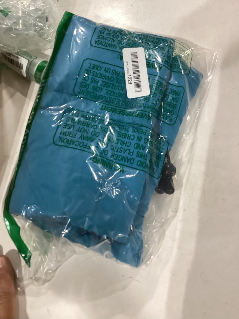 Condition photo showing New/Like New for cat recovery collar, soft adjustable cat cone alternative, lightweight waterproof fasteners collars for cats kittens puppies, after surgery stop licking, post-surgery or skin protection lake blue medium
