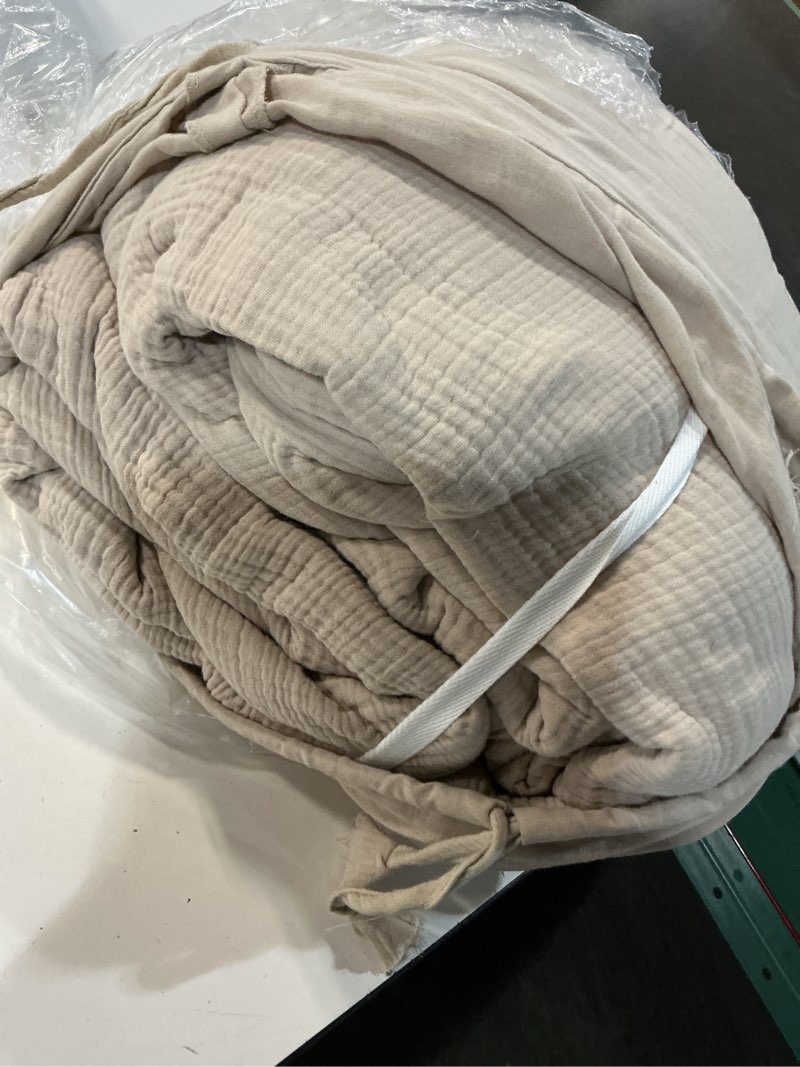 Condition photo showing Good Condition for organic cotton gauze duvet cover set color: dune size: king/cal king