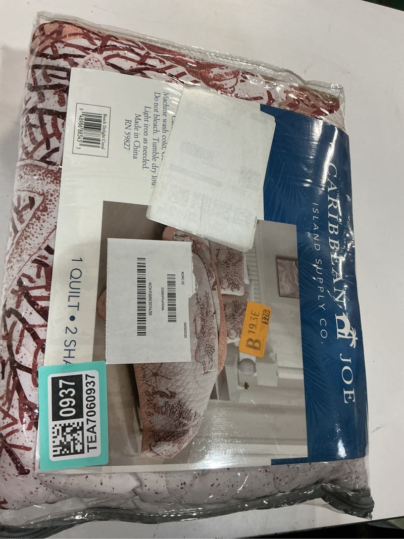 Condition photo showing New/Like New for caribbean joe coastal 3-piece quilt set, king, beach delight coral beach delight coral king