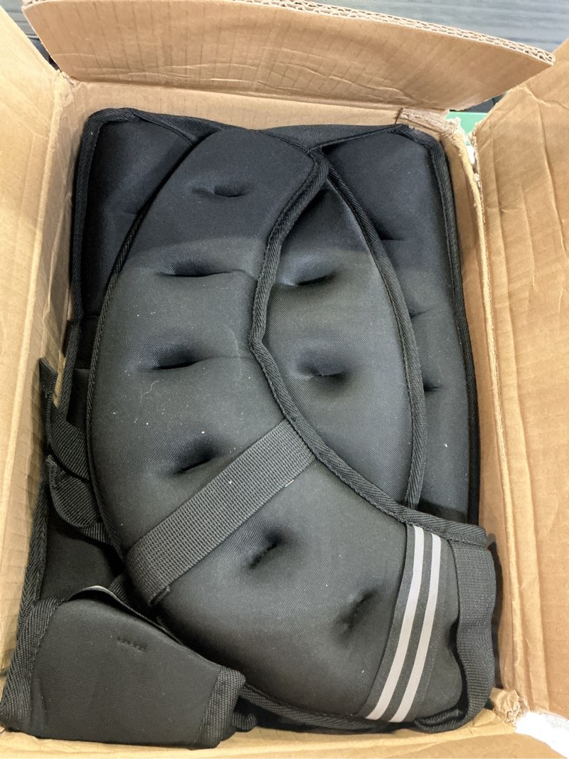 Condition photo showing Good Condition for ZELUS Weighted Vest, 6lb/8lb/12lb/16lb/20lb/25lb/30lb Weight Vest with Reflective Stripe for Workout, Strength Training, Running, Fitness, Muscle Building, Weight Loss, Weightlifting 30lb Black