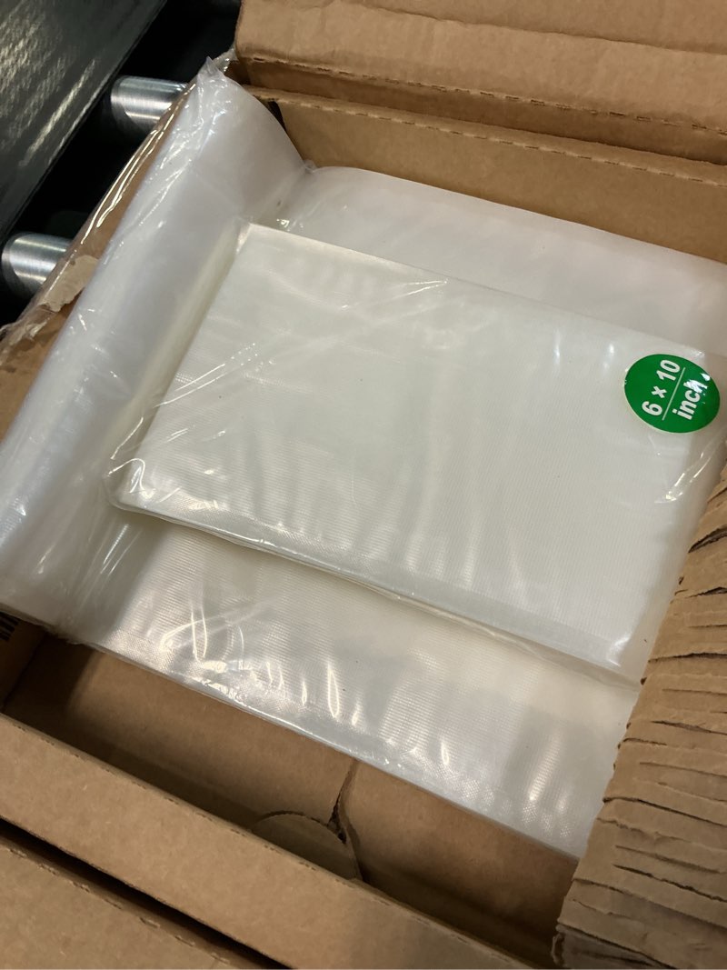 Condition photo showing As Is for syntus vacuum sealer bags, 150 gallon 11" x 16" and quart 8" x 12" and pint 6" x 10" commercial grade precut bag, bpa free food vac bags for storage, meal prep or sous vide 150 6" x 10" and 8" x 12" and 11" x 16"
