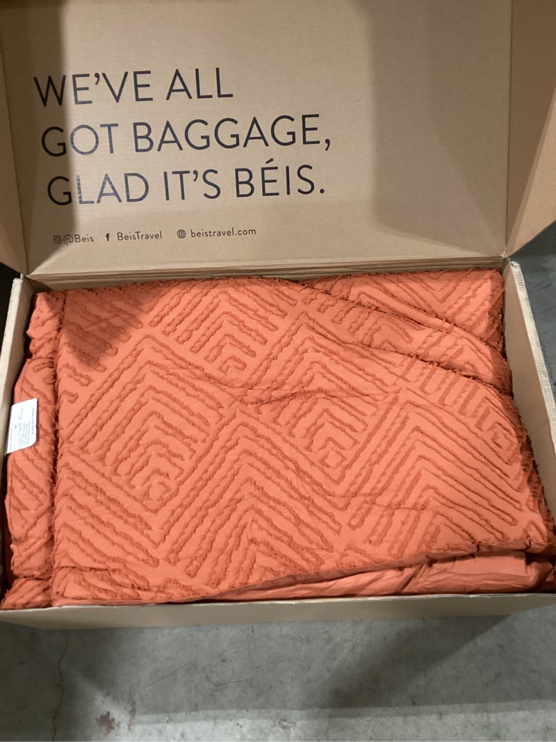 Condition photo showing New/Like New for Andency Oversized King Size Comforter Set Burnt Orange - 7 Pieces Bed in a Bag Oversized King Boho Terracotta Bedding Comforter Sets, Rust Tufted Bed Set with Comforter, Sheets, Pillowcases & Shams Burnt Orange Oversized King (120"x98")