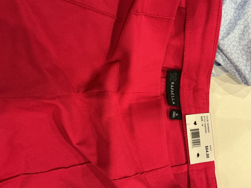 Rafaella Women's Crop Pintuck Pant