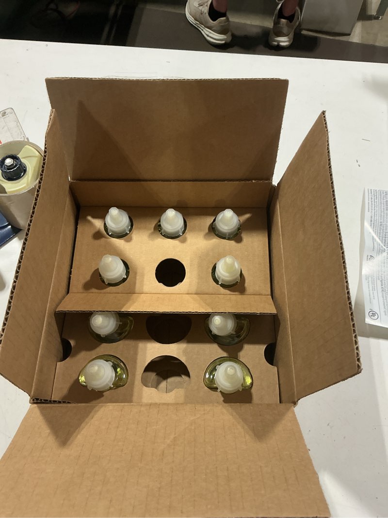 Condition photo showing Good Condition for air wick plug-in scented oil refills, 9  count, summer delights, air freshener, essential oils, eco friendly 9 ct 6.7 fl oz