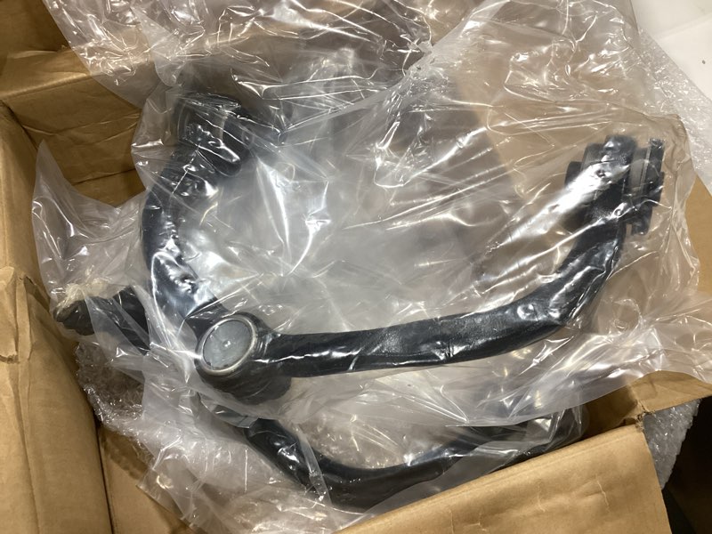 Condition photo showing Good Condition for for 2003 2004 ford expedition front upper control arm suspension kit w/ball joint left & right side k80712 k80713
