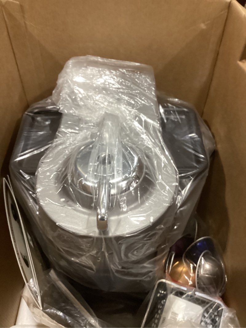 Condition photo showing Good Condition for nespresso vertuo coffee and espresso machine by de'longhi,54 oz, titan,gray