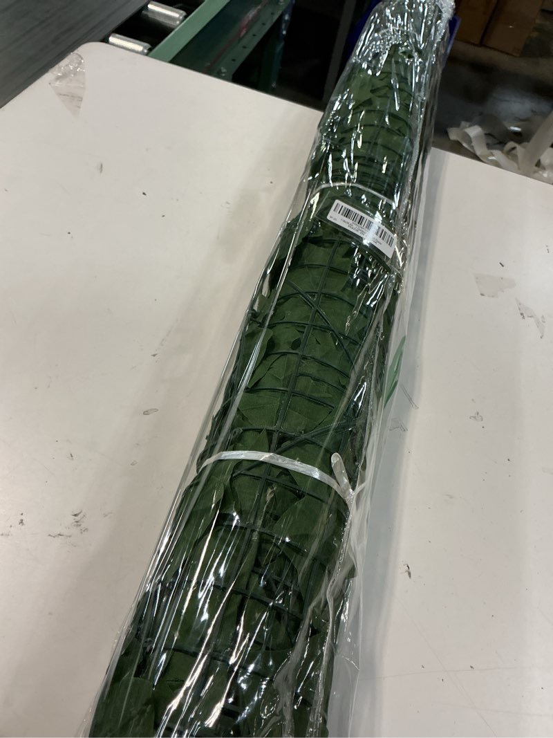 Condition photo showing New/Like New for dearhouse 118x39.4in artificial ivy privacy fence wall screen, artificial hedges fence and faux ivy vine leaf decoration for outdoor garden decor 118*39.4inch