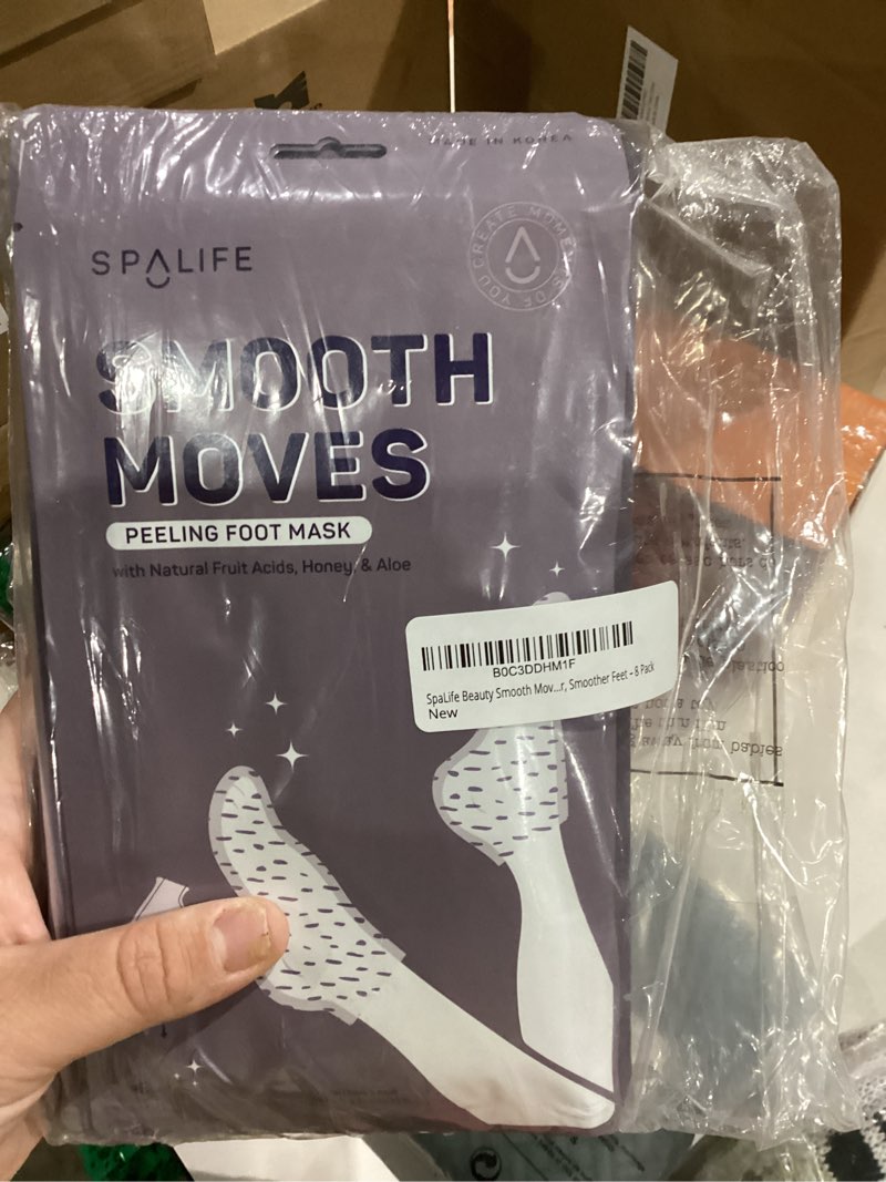 Condition photo showing New/Like New for SpaLife Beauty Smooth Moves Peeling Foot Masks for Callus Removal – Foot Peel for Dry, Cracked Feet – Made with Natural Fruit Acids AHAs, Honey, Aloe, & Eucalyptus for Softer, Smoother Feet – 8 Pack