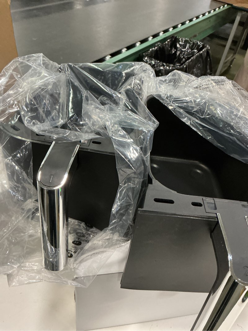 Condition photo showing Good Condition for similar COSORI Turboblaze 6Qt Air Fryer Original Basket, Replacement Accessories for CAF-DC601-KUS Air Fryer, Non-Stick, Dishwasher-Safe, CRP-DC601RB-KUS