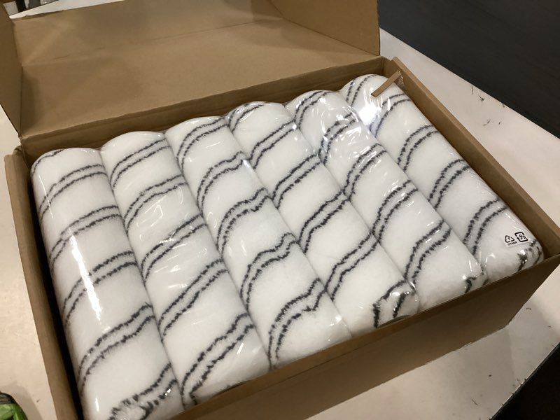 Condition photo showing Good Condition for amazon basics microfiber paint roller covers for painting walls, ceilings and house, smooth finish, washable, 9" x 3/8", 12-pack 12 pack
