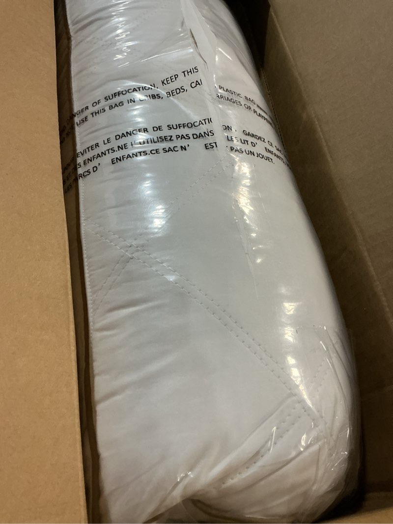 Condition photo showing Good Condition for puredown® goose feathers and down pillow for sleeping hotel collection bed pillows, gusseted, standard/queen, set of 2 gusseted style 1 standard (pack of 2)