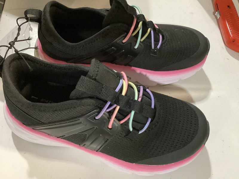 Condition photo showing New/Like New for size 1 boys girls tennis shoes kids lightweight breathable sneakers lace-up running athletic shoes for toddler/little kid/big kid 2 big kid black pink