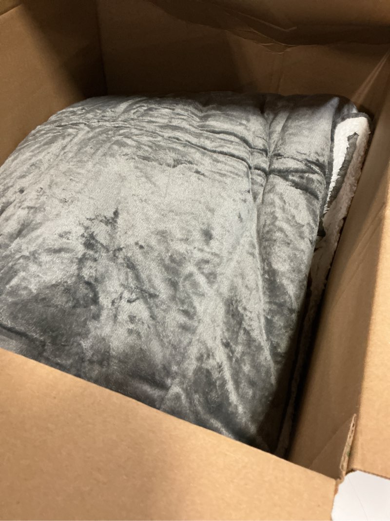 Condition photo showing Good Condition for Amazon Basics 3 Piece Bedding Set, Micromink Sherpa, Ultra-Soft, Warm All Season Comforter, King, Charcoal, Solid Charcoal King