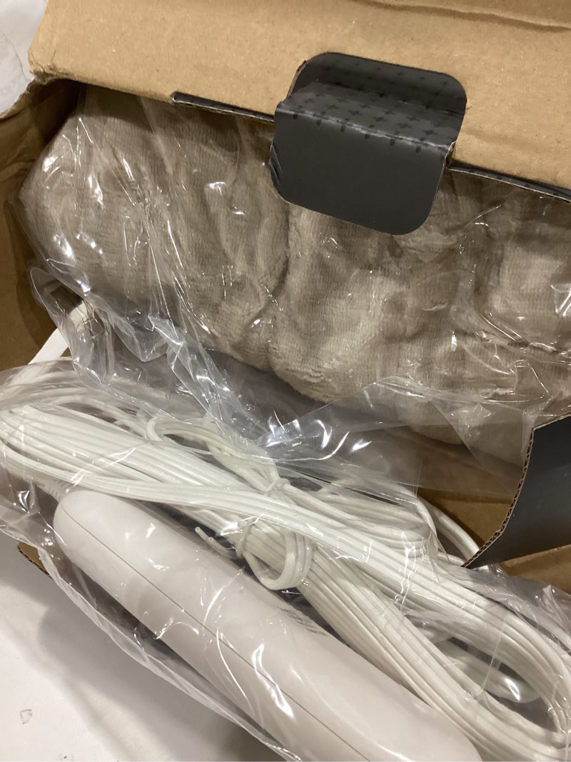 Condition photo showing Good Condition for Tefici Electric Heated Blanket Twin,Super Cozy Soft 2-Layer Flannel 62" x 84" Heated Twin Size with 3 Heating Levels 8 Hours Auto Off, Machine Washable, ETL and FCC Certified, Home Office Use,Camel Camel Twin