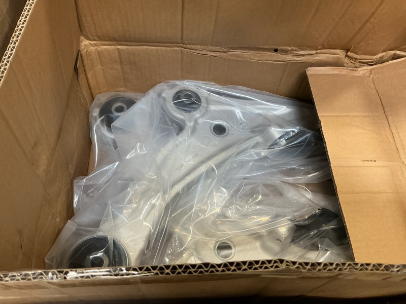 Condition photo showing New/Like New for AngyMeck- Pair Of Front Lower Control Arms LH RH Suspension Kit For Nissan Altima 2007 2008 2009 2010 2011 2012 2013 K620195 K620196