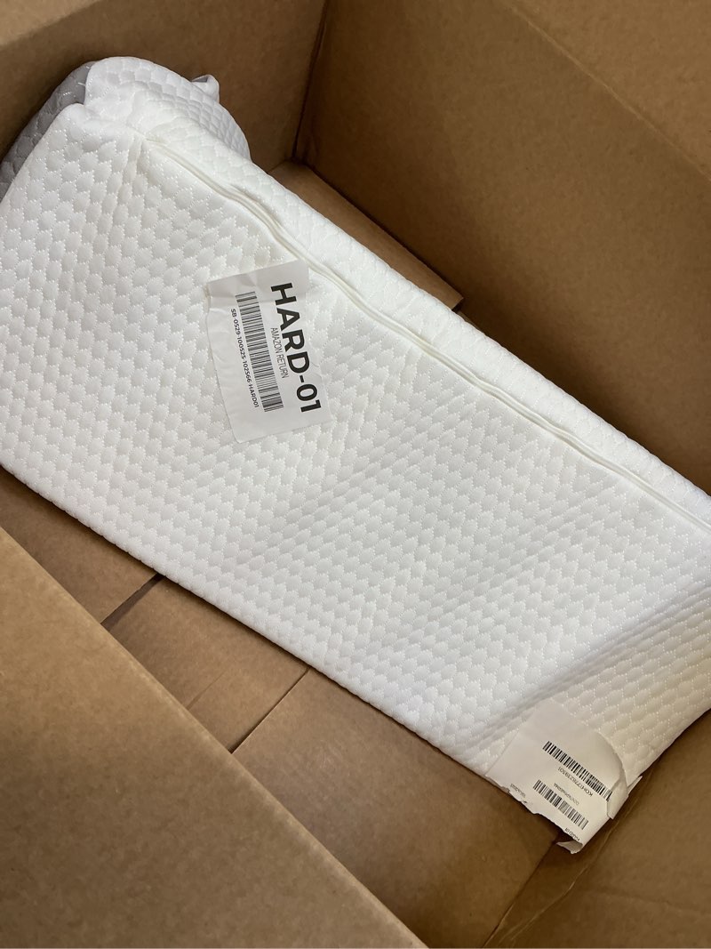 Condition photo showing Good Condition for Bedluxe Wedge Pillow for Side Sleeping, Comfort Foam Back Pillow for Side Sleeper, Bed Wedges & Body Positioners for After Surgery, Pregnancy Support, Back Pain, Preventing Bedsores, White/Grey