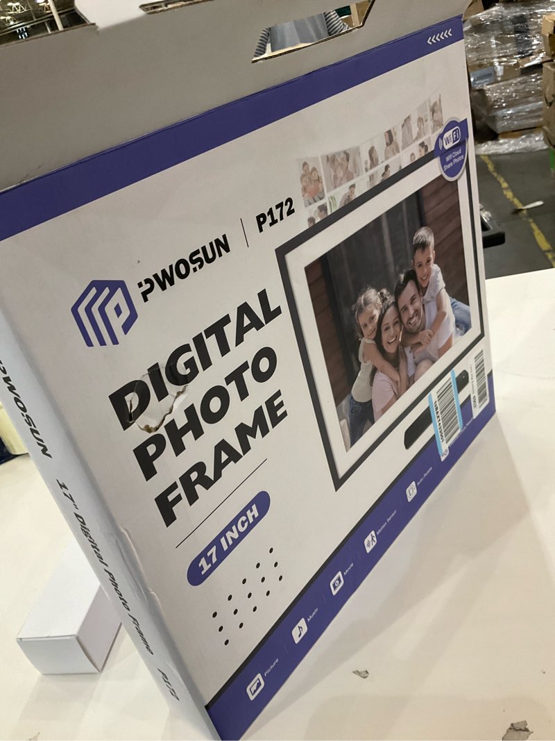 17 inch digital photo frame