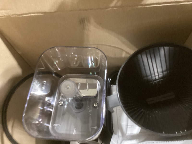 Condition photo showing Good Condition for Technivorm Moccamaster 79312 KBGT Coffee Brewer, 40 oz, Polished Silver