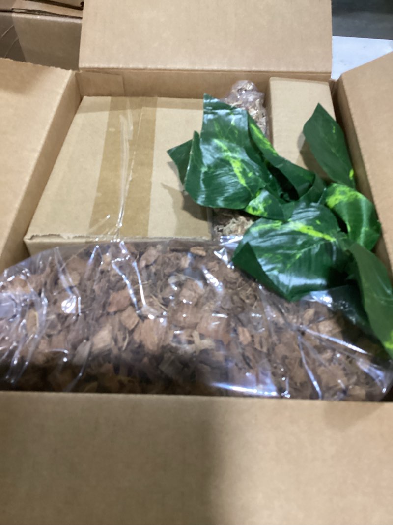 REPTILE AQUARIUM STUFF