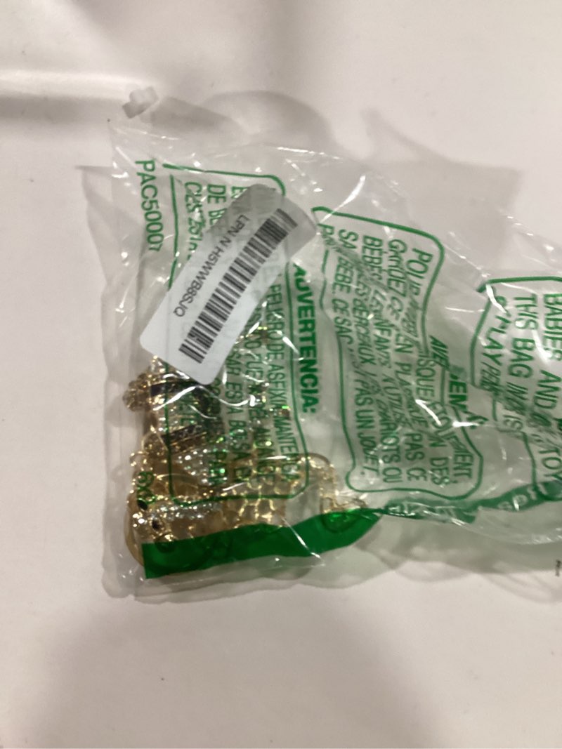 Fashion Yellow Pineapple Rhinestone Alloy Resin Women Car or Bag Keychain (Gold Camel)