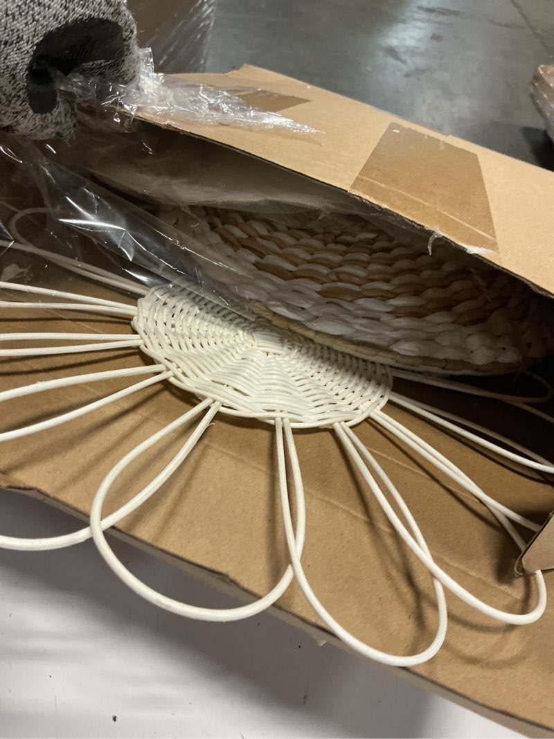 Condition photo showing Good Condition for chunful 9 pcs boho nursery wall decor daisy flower woven macrame seagrass rattan basket wall hanging bohemian decorations gifts for home dorm art farmhouse bedrooms living room(white)