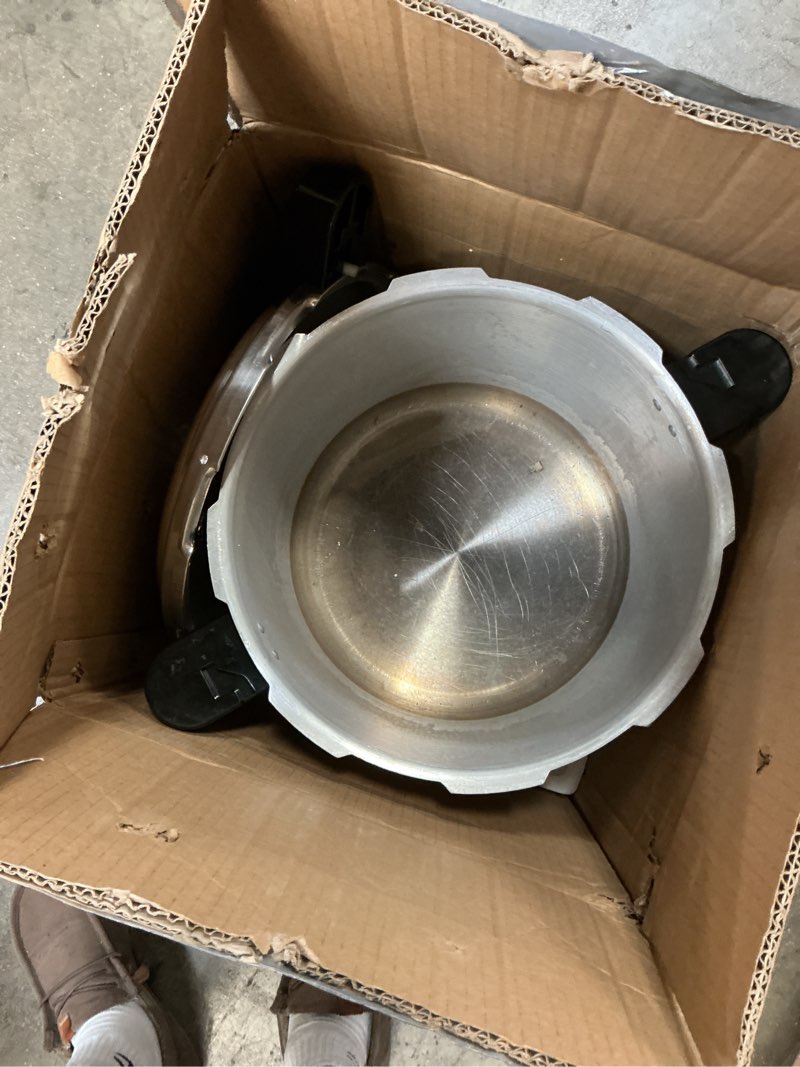 Condition photo showing As Is for (Similar) Presto 01781 Pressure Canner and Cooker, 23 qt, Silver 23 qt Canner