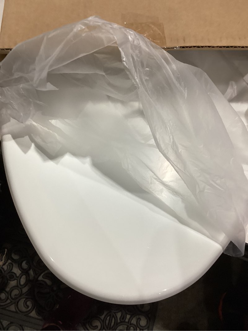 Condition photo showing Good Condition for little2big toilet seat with built-in toddler potty training seat, slow close, easy to install, made in usa, elongated, white