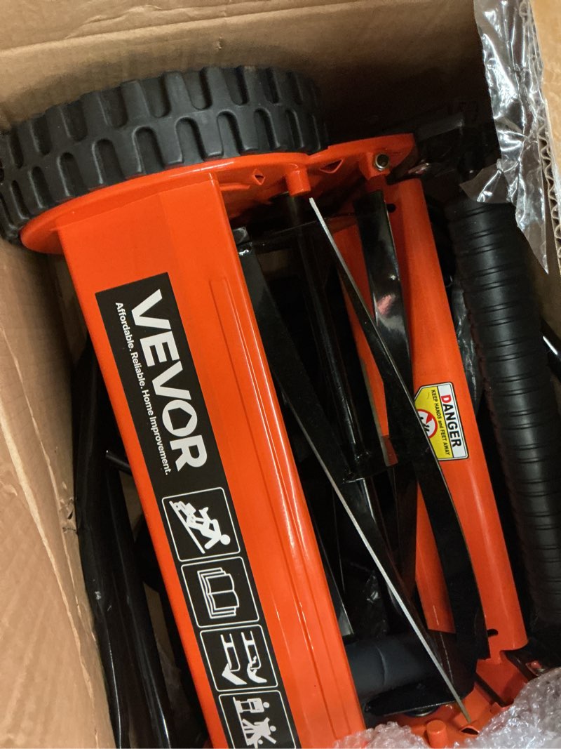 Condition photo showing Good Condition for vevor push reel lawn mower 18 inch, 5 blades manual push mower no motor, 1.37-2.44 in adjustable cutting height, walk-behind lawn mowers with grass catcher bag for green lawns, driveways, courtyards