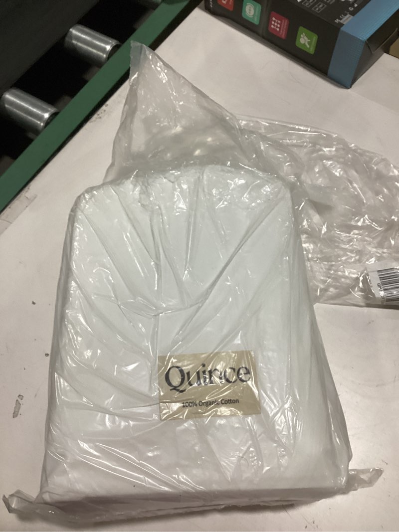 Condition photo showing As Is for **similar to**quince cotton sheets twin/full/queen