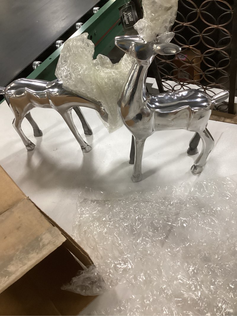( similar) Metal Deer Reindeer Statues Décor Indoor Resin Christmas Collectible Figurines Decoration Mantel Living Cabinet Wine Desk Office Ornament Xmas (Silver)
